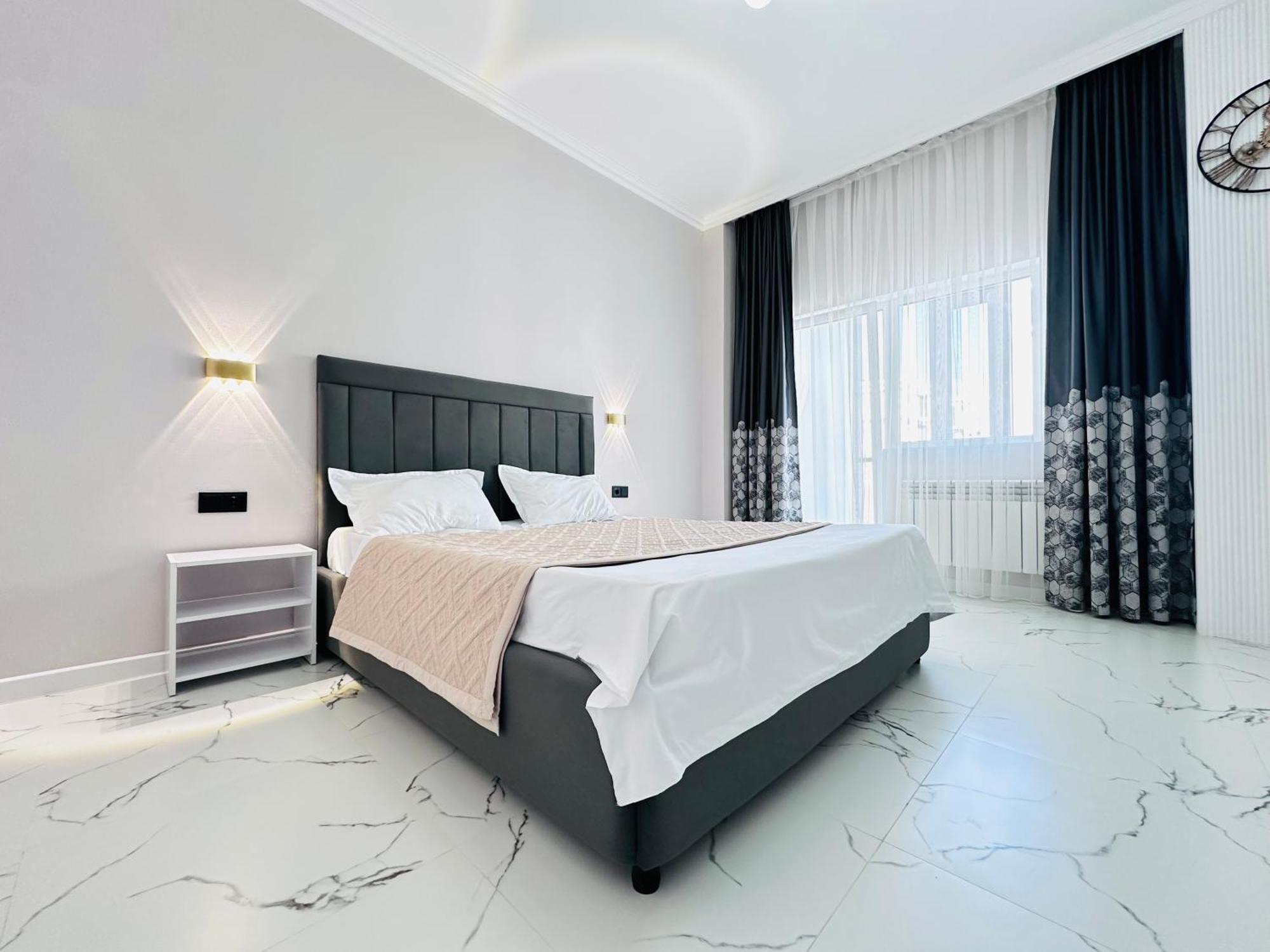 Prime Expo One-room *